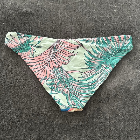 Maaji reversible bikini bottom - Picture 2 of 5